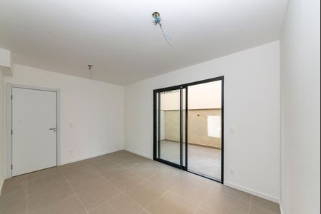 Apartamento à venda com 150m², 2 quartos e 2 vagasSala