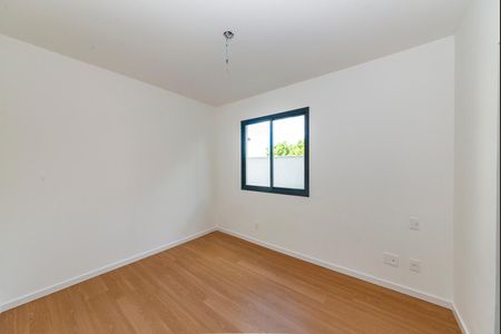 Apartamento à venda com 150m², 2 quartos e 2 vagasSuíte