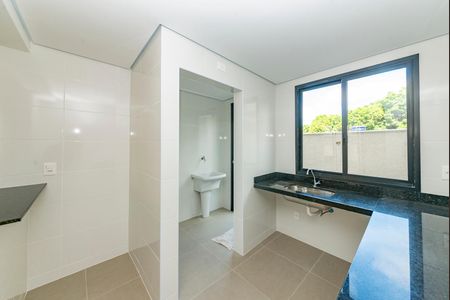 Apartamento à venda com 150m², 2 quartos e 2 vagasCozinha