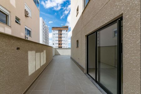 Apartamento à venda com 150m², 2 quartos e 2 vagasÁrea externa privativa
