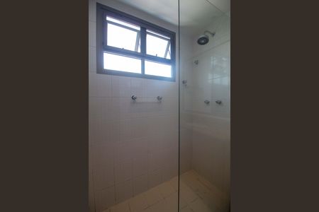 Apartamento à venda com 71m², 2 quartos e 2 vagasBanheiro social