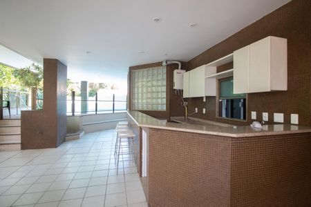 Apartamento à venda com 71m², 2 quartos e 2 vagasÁrea comum