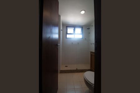 Apartamento à venda com 71m², 2 quartos e 2 vagasBanheiro social