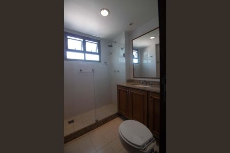 Apartamento à venda com 71m², 2 quartos e 2 vagasBanheiro social