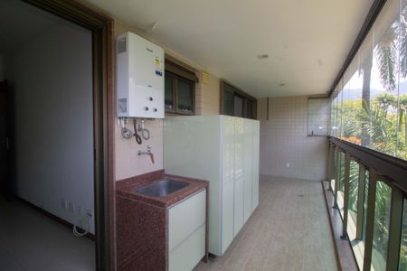 Apartamento à venda com 71m², 2 quartos e 2 vagasVaranda da Sala