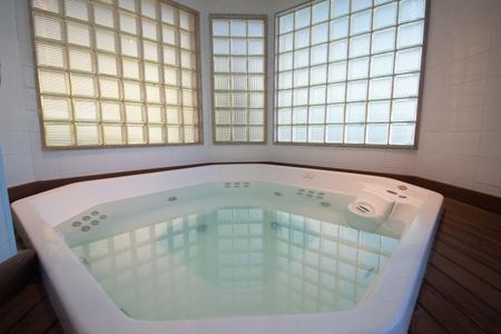 Apartamento à venda com 71m², 2 quartos e 2 vagasÁrea comum - jacuzzi