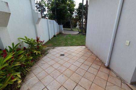 Casa de condomínio para alugar com 750m², 4 quartos e 4 vagasÁREA EXTERNAA