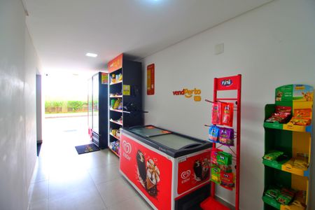 Apartamento para alugar com 86m², 3 quartos e 1 vagaÁrea comum - Mini Mercado