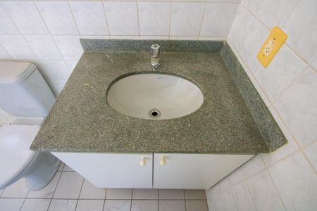 Apartamento para alugar com 86m², 3 quartos e 1 vaga Apartamento para alugar com 86m², 3 quartos e 1 vagaBanheiro social