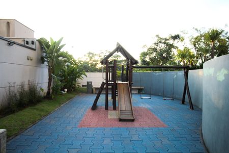 Apartamento à venda com 55m², 2 quartos e 1 vaga Apartamento à venda com 55m², 2 quartos e 1 vagaÁrea comum - Playground