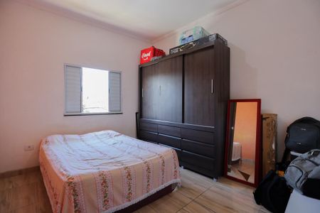 Casa à venda com 290m², 2 quartos e sem vagaQuarto 1