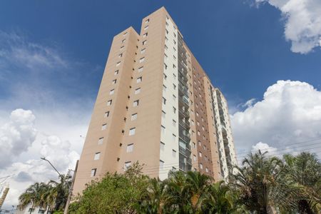 Apartamento à venda com 65m², 2 quartos e 1 vaga Apartamento à venda com 65m², 2 quartos e 1 vagaFachada