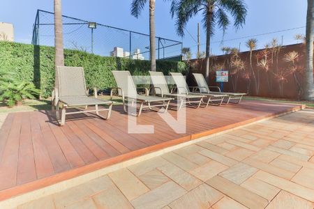 Apartamento à venda com 65m², 2 quartos e 1 vaga Apartamento à venda com 65m², 2 quartos e 1 vagaÁrea comum - Piscina