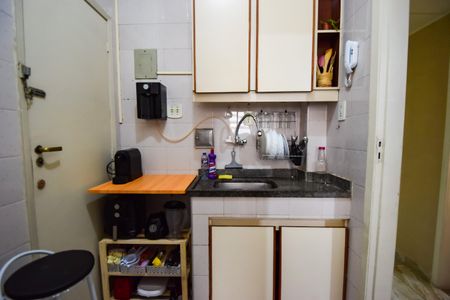 Apartamento à venda com 65m², 3 quartos e sem vagaCozinha