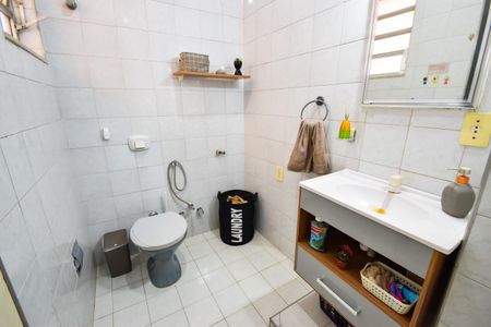 Apartamento à venda com 65m², 3 quartos e sem vagaBanheiro