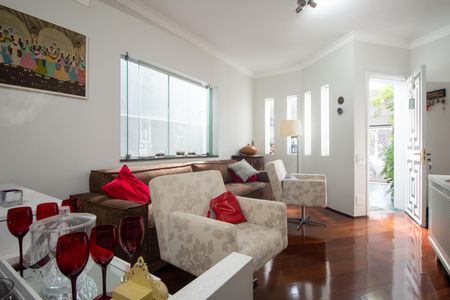 Casa à venda com 140m², 3 quartos e 1 vagaSala