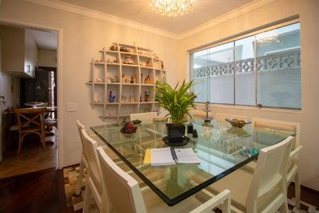 Casa à venda com 140m², 3 quartos e 1 vagaSala