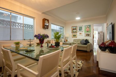 Casa à venda com 140m², 3 quartos e 1 vagaSala