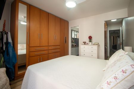 Casa à venda com 140m², 3 quartos e 1 vagaSuíte