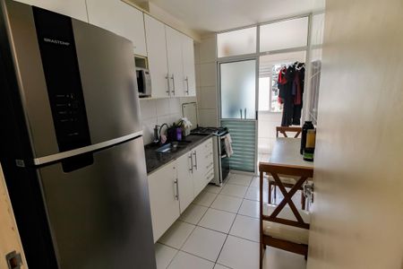 Apartamento à venda com 52m², 2 quartos e 1 vagaCozinha - Armários