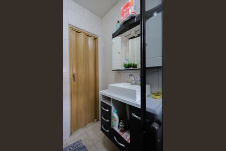 Apartamento à venda com 65m², 2 quartos e sem vaga Apartamento à venda com 65m², 2 quartos e sem vagaBanheiro