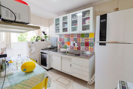 Apartamento à venda com 86m², 2 quartos e sem vaga Apartamento à venda com 86m², 2 quartos e sem vagaCozinha