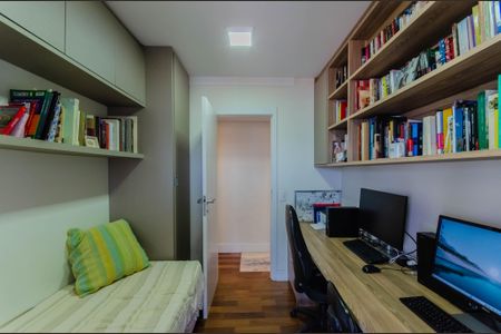 Apartamento à venda com 149m², 4 quartos e 2 vagasQuarto 1