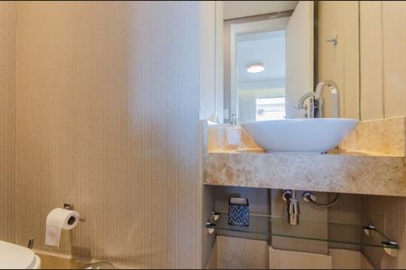 Apartamento à venda com 149m², 4 quartos e 2 vagasLavabo