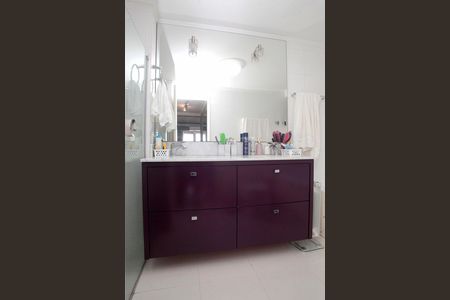 Apartamento à venda com 234m², 3 quartos e sem vagaBanheiro Quarto 1 Suíte