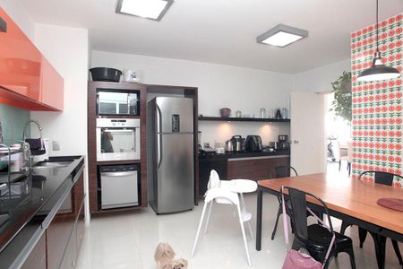 Apartamento à venda com 234m², 3 quartos e sem vagaCozinha