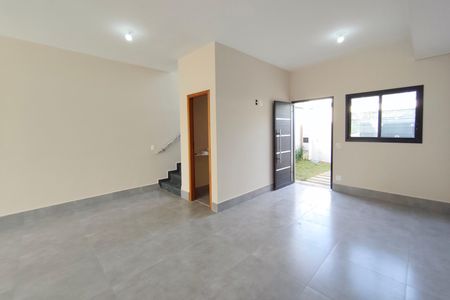 Casa à venda com 120m², 3 quartos e 2 vagasSala de Estar