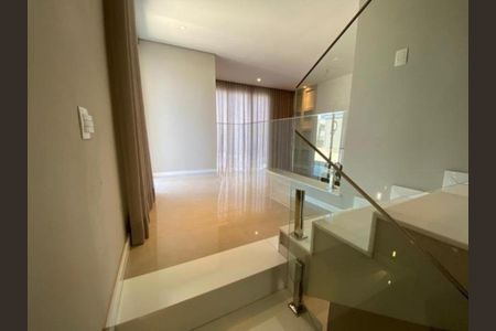 Casa de condomínio à venda com 292m², 4 quartos e 3 vagasFoto 12