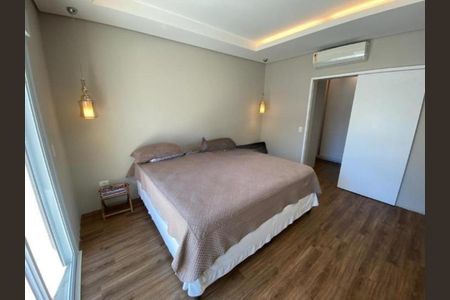 Casa de condomínio à venda com 292m², 4 quartos e 3 vagasFoto 13