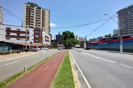 Apartamento para alugar com 60m², 2 quartos e 1 vaga Apartamento para alugar com 60m², 2 quartos e 1 vagaVista da Rua