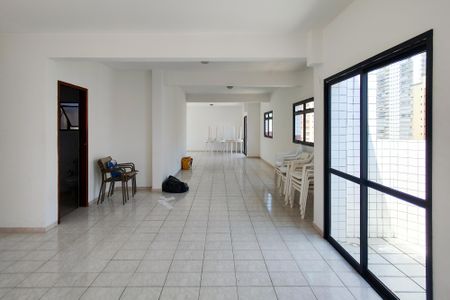 Apartamento para alugar com 60m², 2 quartos e 1 vaga Apartamento para alugar com 60m², 2 quartos e 1 vagaÁrea comum - Salão de festas