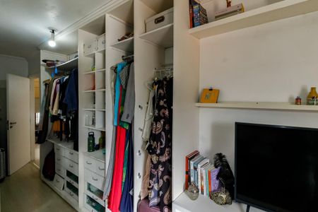 Casa à venda com 300m², 5 quartos e 4 vagasCloset da suíte 3