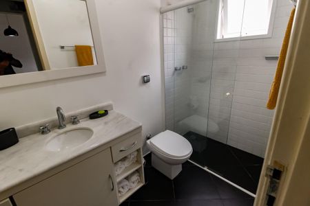 Casa à venda com 300m², 5 quartos e 4 vagasBanheiro da Suíte 1