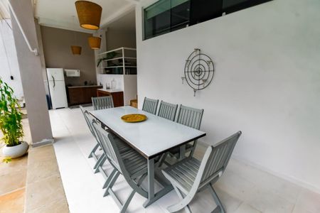 Casa à venda com 300m², 5 quartos e 4 vagasEspaço Gourmet