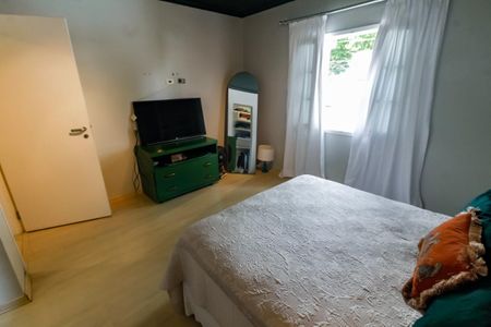 Casa à venda com 300m², 5 quartos e 4 vagasSuíte 4