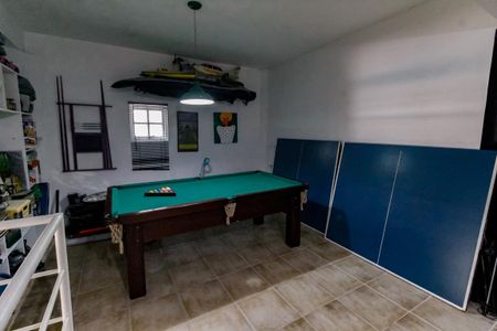 Casa à venda com 300m², 5 quartos e 4 vagasÁrea comum