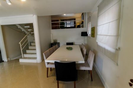Casa à venda com 300m², 5 quartos e 4 vagasSala 4 - jantar