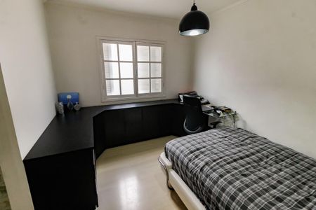 Casa à venda com 300m², 5 quartos e 4 vagasSuíte 1