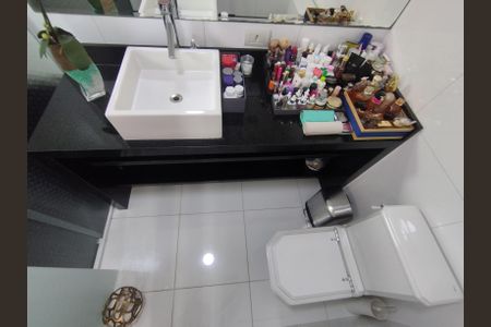 Apartamento à venda com 98m², 3 quartos e 2 vagasBanheiro da Suíte