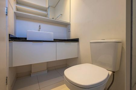 Apartamento à venda com 60m², 2 quartos e 2 vagasBanheiro da Suíte