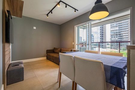 Apartamento à venda com 60m², 2 quartos e 2 vagasSala/Cozinha