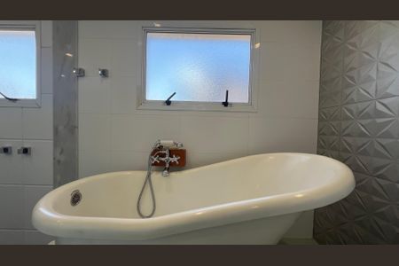 Apartamento à venda com 118m², 2 quartos e 2 vagasBanheiro da Suíte Master