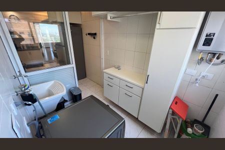 Apartamento à venda com 118m², 2 quartos e 2 vagasÁrea de Serviço