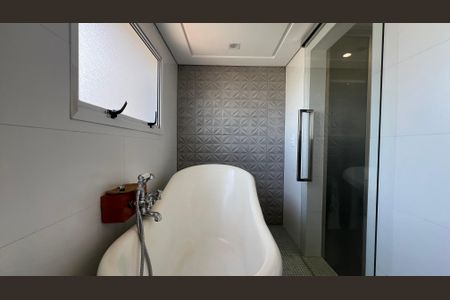 Apartamento à venda com 118m², 2 quartos e 2 vagasBanheiro da Suíte Master