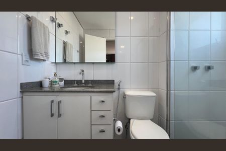 Apartamento à venda com 118m², 2 quartos e 2 vagasBanheiro da Suíte