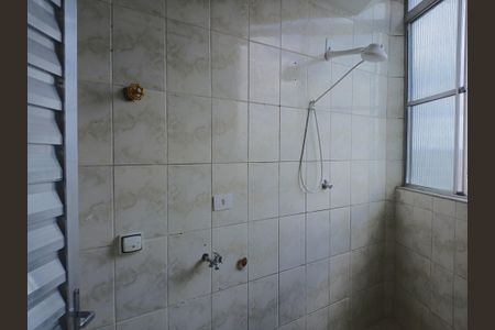 Studio à venda com 28m², 1 quarto e sem vaga Studio à venda com 28m², 1 quarto e sem vagaBanheiro